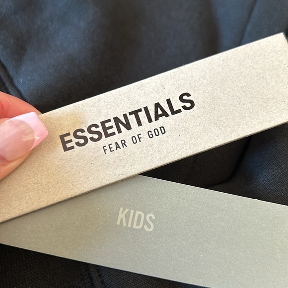 Essentials fear of god hoodie - Picture 5 of 6